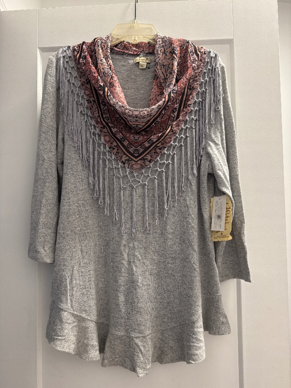 One World Womens flowy 3/4 length sleeve top